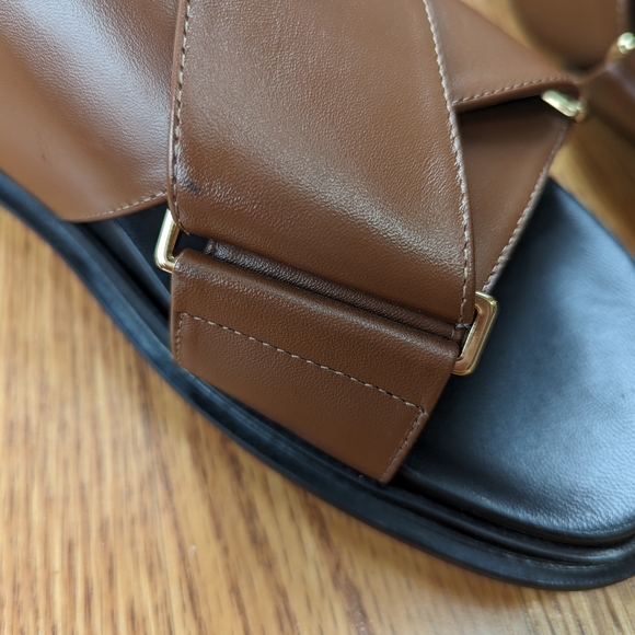 Marni Fussbett Sandals - Picture 2 of 7